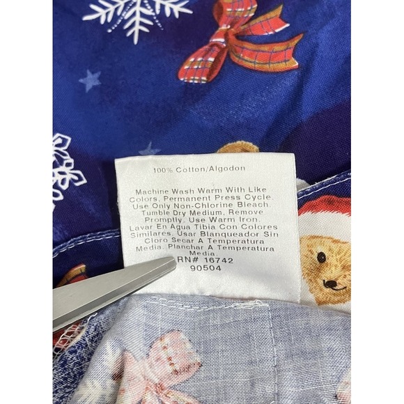 Christmas Scrub Top Teddy Bear Snowflakes Women's Large Pediatrics Nurse - Picture 6 of 6